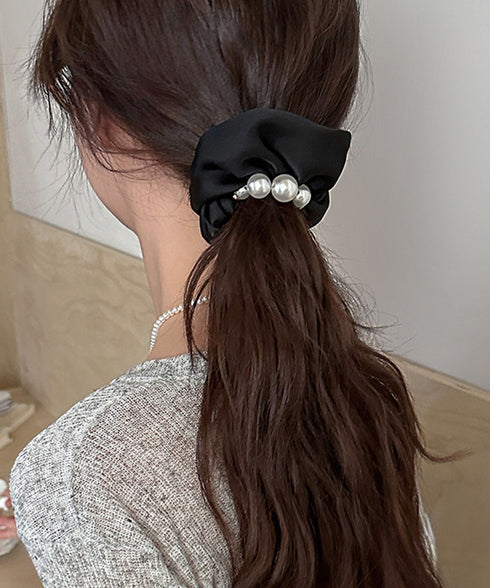 サテンヘアゴム シュシュ パール付き レディース まとめ髪 ヘアアレンジ 大人可愛い おしゃれ オルチャン 髪留め 人気 デート 発表会 女子会 99ZYSP-002