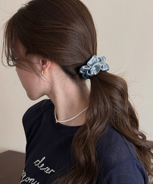 シュシュ サテンプリーツ 韓国風ヘアゴム レディース ヘアアクセサリー 大人可愛い髪留め フェミニン シンプル おしゃれ オフィスカジュアル プレゼント 女子会 99ZYSP-003