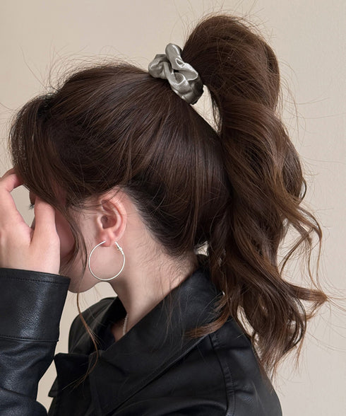 シュシュ サテンプリーツ 韓国風ヘアゴム レディース ヘアアクセサリー 大人可愛い髪留め フェミニン シンプル おしゃれ オフィスカジュアル プレゼント 女子会 99ZYSP-003