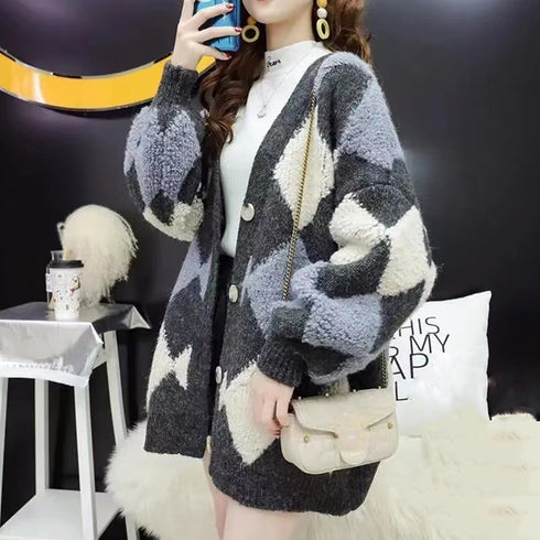 配色ニットカーディガン 韓国風レディース アーガイル柄 ニットアウター vネック 中厚手 長袖ニットソー 体型カバー羽織 お洒落カーデ カジュアル 女子ニット WANGYUE-017