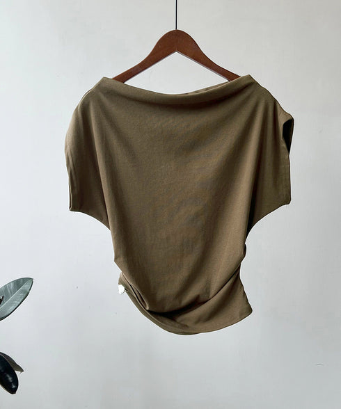 ワンショルダーカットソーギャザーTシャツ レディース オープンショルダー トップス ボードネック 薄手Tシャツ 肩出し プルオーバー オフィスカジュアル 夏服 白 AMYS-1068