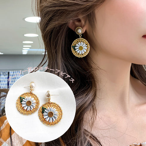 大ぶり ピアス フラワー パール 大ぶり ピアス フラワー パール ピアス ぶら下がり サークルピアス レディース 大人 アクセサリー ピアス 揺れる HHSP-004