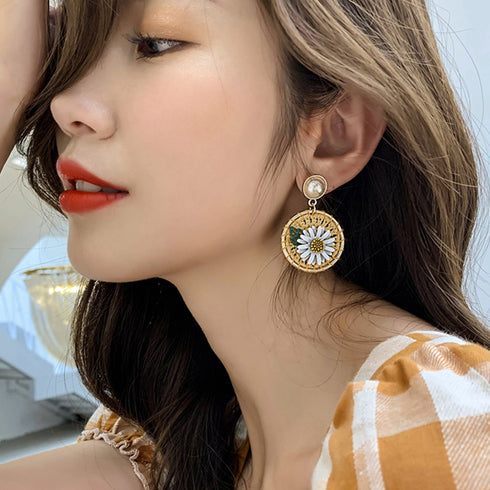 大ぶり ピアス フラワー パール 大ぶり ピアス フラワー パール ピアス ぶら下がり サークルピアス レディース 大人 アクセサリー ピアス 揺れる HHSP-004