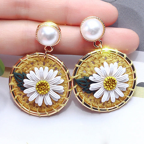 大ぶり ピアス フラワー パール 大ぶり ピアス フラワー パール ピアス ぶら下がり サークルピアス レディース 大人 アクセサリー ピアス 揺れる HHSP-004