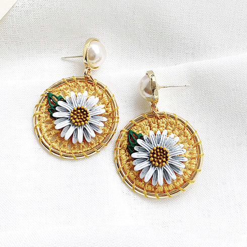 大ぶり ピアス フラワー パール 大ぶり ピアス フラワー パール ピアス ぶら下がり サークルピアス レディース 大人 アクセサリー ピアス 揺れる HHSP-004