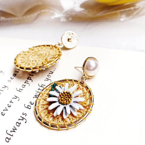 大ぶり ピアス フラワー パール 大ぶり ピアス フラワー パール ピアス ぶら下がり サークルピアス レディース 大人 アクセサリー ピアス 揺れる HHSP-004