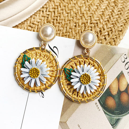 大ぶり ピアス フラワー パール 大ぶり ピアス フラワー パール ピアス ぶら下がり サークルピアス レディース 大人 アクセサリー ピアス 揺れる HHSP-004