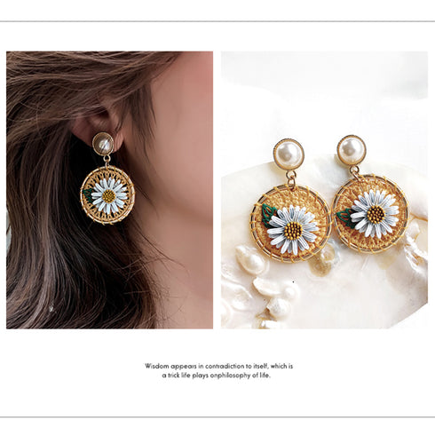 大ぶり ピアス フラワー パール 大ぶり ピアス フラワー パール ピアス ぶら下がり サークルピアス レディース 大人 アクセサリー ピアス 揺れる HHSP-004