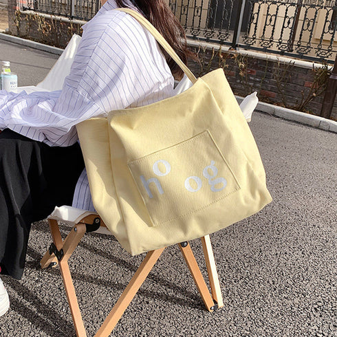 キャンバス トートバッグレディース a4 おしゃれ ロゴ 肩掛けかばん シンプル カジュアルバッグ 大容量 マザーズバッグ 英字プリント 帆布カバンA3 TZM-250