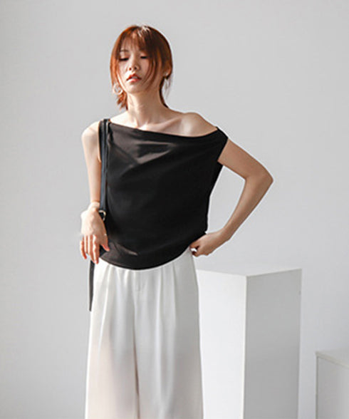 タンクトップ レディース ノースリーブ インナー トップス 光沢感 無地 サテン調ブラウス 春夏 春服 エレガント 高みえ AMCYH-82006