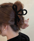 ツイストリボンヘアクリップ 韓国風髪留め ヘアアクセサリーバンスクリップ ベロア風起毛感 ツイストデザインヘアアクセ ヘアアレンジ 髪飾り大きめ ガーリーパーティ 21SHIPIN-123