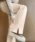 ヘリンボーン柄ストレートパンツ裾スリット ベージュ