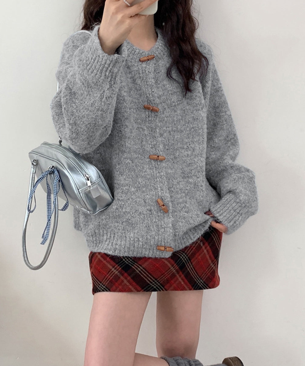 トグルボタンニットカーディガン長袖秋冬服 レディース おしゃれニットトップス きれいめカジュアル ニットセーター 丸首 韓国風ニット羽織 人気 前開き 無地ニット 24TPS-064