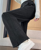 ヘリンボーン柄ストレートパンツ裾スリット