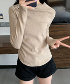 オフショルダーニットトップス 肌見せ秋服