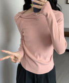 オフショルダーニットトップス 肌見せ秋服