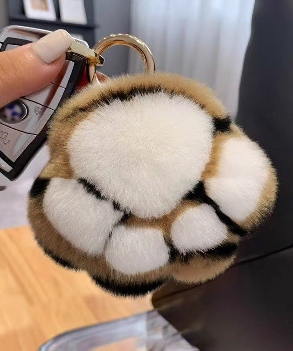 足跡キーホルダー もこもこファーチャーム ふわふわバッグチャーム リング付き 猫の肉球キーリング  キーチェーン可愛いバッグ飾り 鞄アクセサリーお洒落ミニチャーム 6ERHANG-001