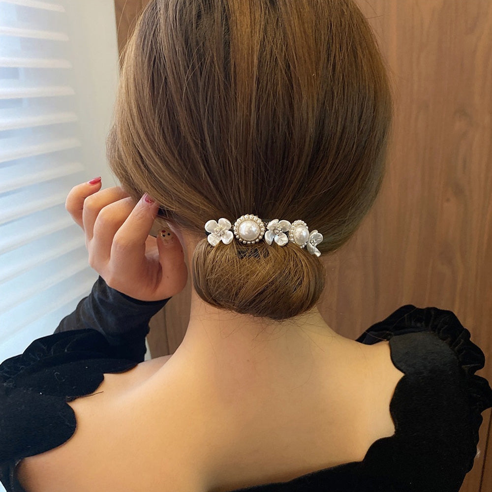シニヨン ヘアアレンジ レディース B