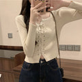 ニットトップス フロントレースアップ秋服 ベージュ