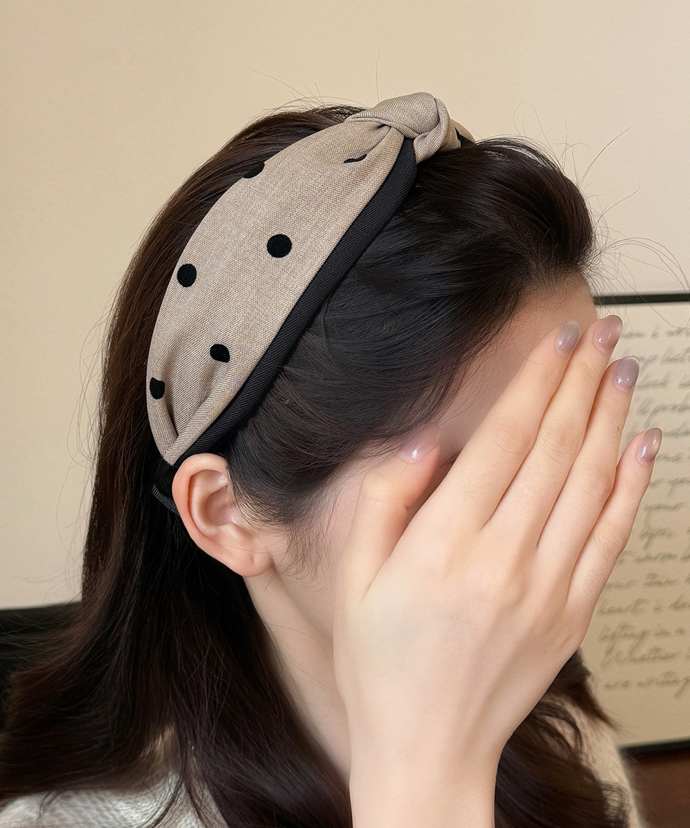 ドット柄 ねじり ワイドカチューシャ小顔 おしゃれ 幅広カチューシャ レディース 大人可愛い ヘアアクセサリー 痛くない 髪飾り シンプル ヘアアレンジ トレンド 88CXH-140