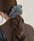 シュシュ ラメ糸 ヘアゴム 韓国風 レディース ヘアアクセサリー 髪飾り オルチャン 大人 可愛い 発表会 女子会 パーティー おしゃれ カジュアル 99JXSP-004