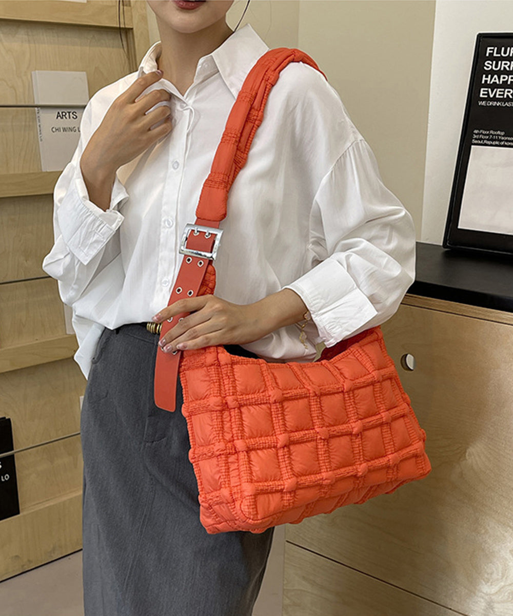 キルティングショルダーバッグ大容量軽量鞄 オレンジ
